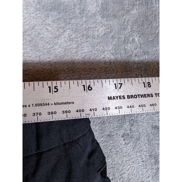 JM Collection Womens Black Cropped Trousers Gold Chain Hem Detail Size 12 - Picture 6 of 13